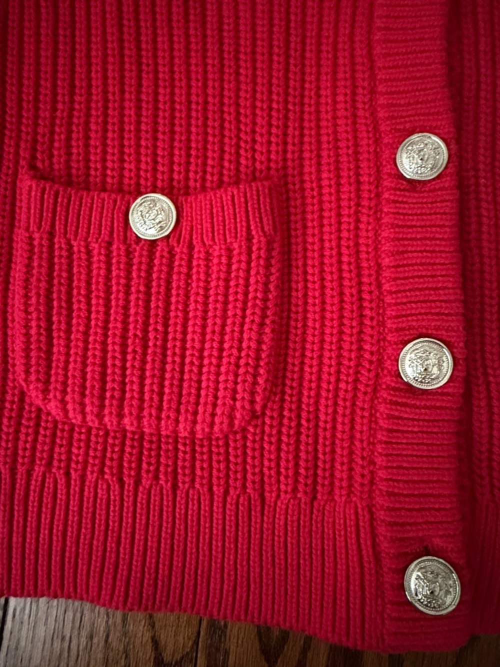 H&M Classic Red Ribbed Button-Front Cardigan Sweater - Picture 3 of 5